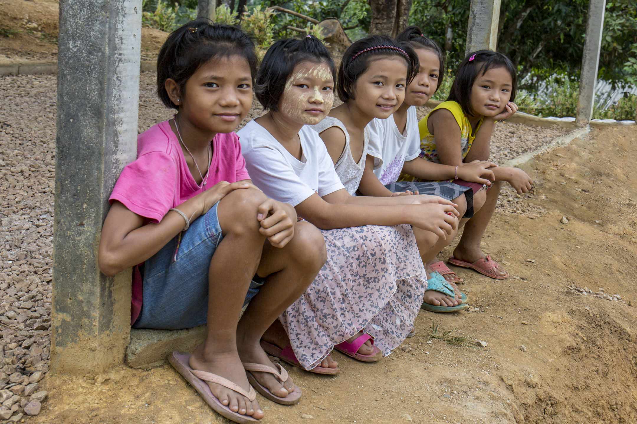 Shekinah_Five Girls (1).jpg
