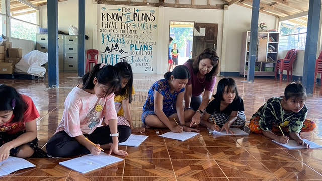 Shekina KT Kids learning Thai.jpg